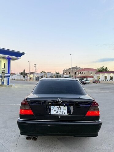 Mercedes C 230-4