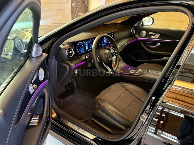 Mercedes E 300 de-7