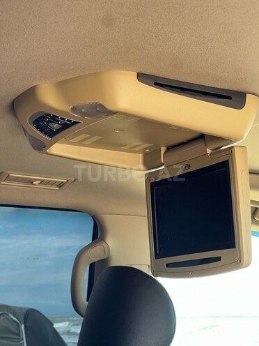 Toyota Land Cruiser-17