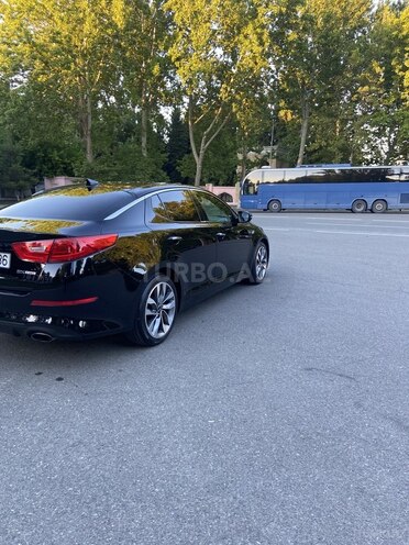 Kia Optima-2