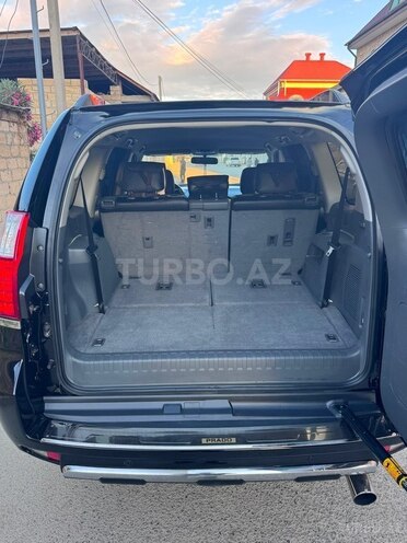 Toyota Land Cruiser Prado-15