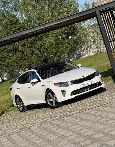 Kia Optima-1