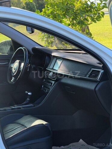 Kia Optima-12