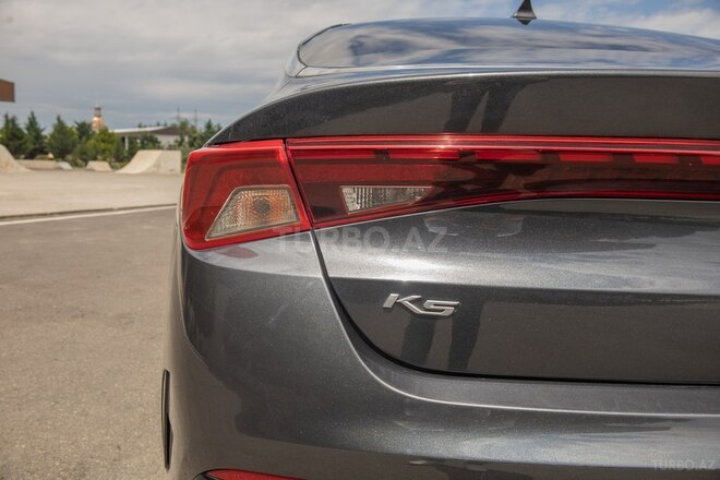 Kia K5-5
