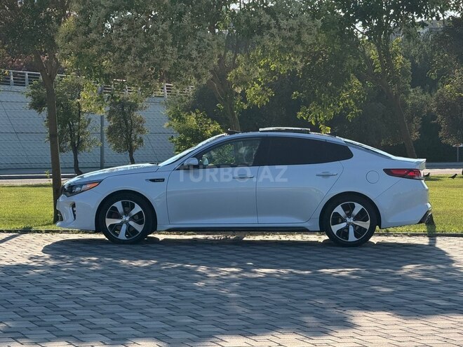 Kia Optima-5