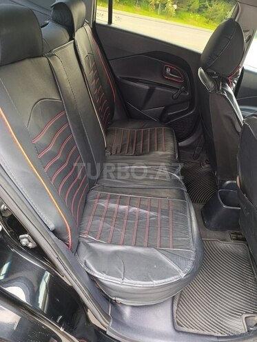 Kia Rio-14
