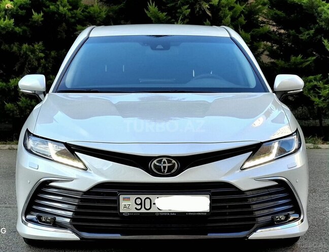 Toyota Camry-5