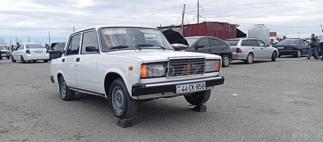 LADA (VAZ) 2107-6