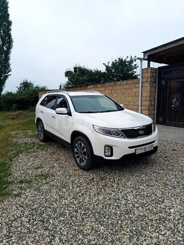 Kia Sorento-1