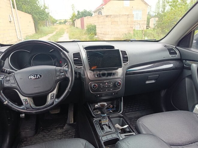 Kia Sorento-9