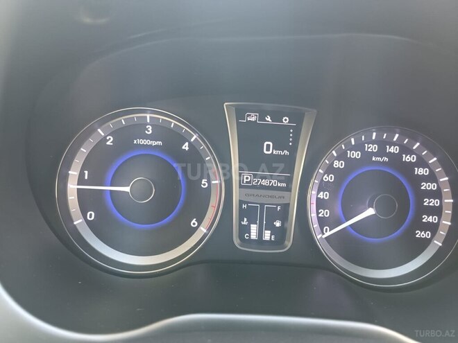 Hyundai Grandeur-14