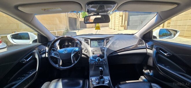 Hyundai Grandeur-16