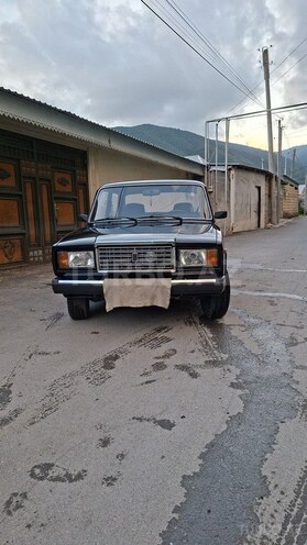 LADA (VAZ) 2107-1