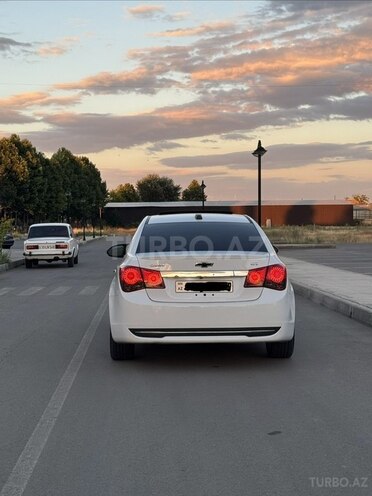 Chevrolet Cruze-2
