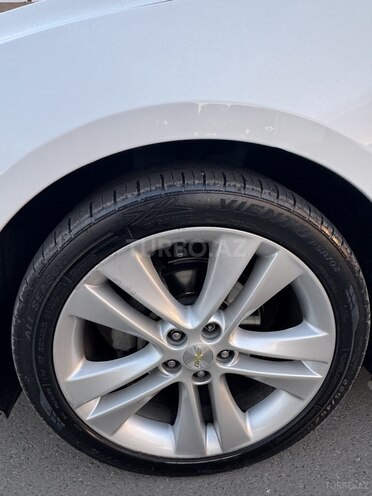 Chevrolet Cruze-8