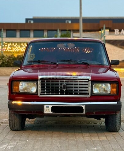 LADA (VAZ) 2107-1