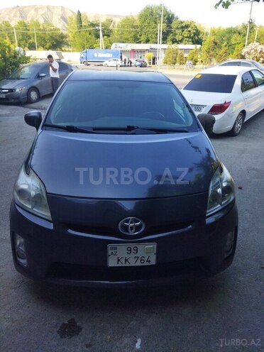 Toyota Prius-1