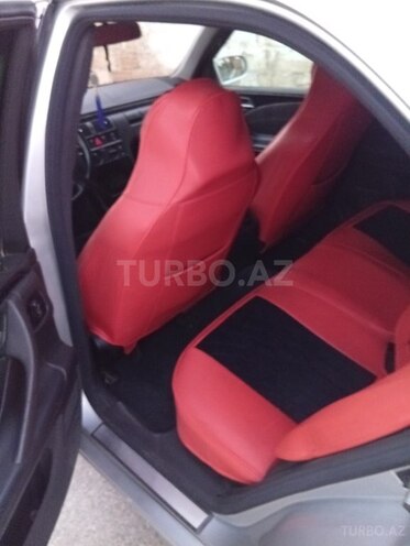 Mercedes E 320-3