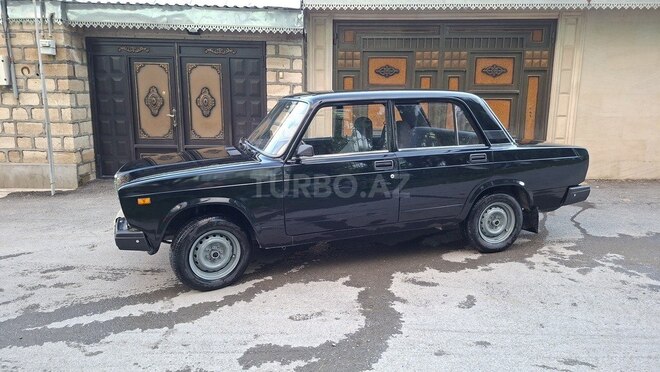 LADA (VAZ) 2107-5