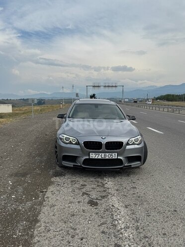 BMW 528-2