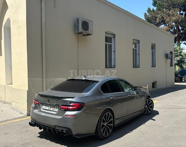 BMW 528-6