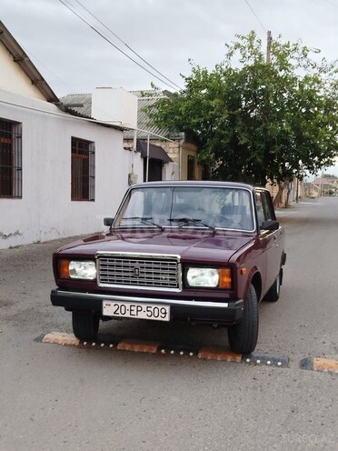 LADA (VAZ) 2107-1