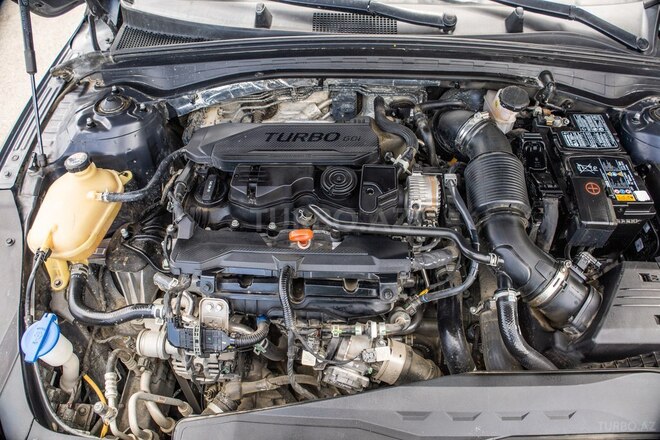 Kia K5-16