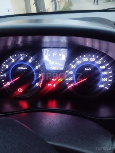 Hyundai Accent-3