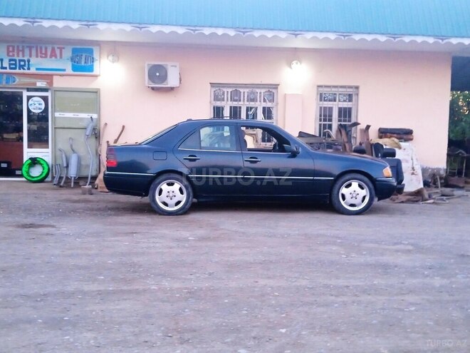 Mercedes C 180-5
