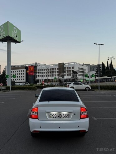 LADA (VAZ) Priora-10