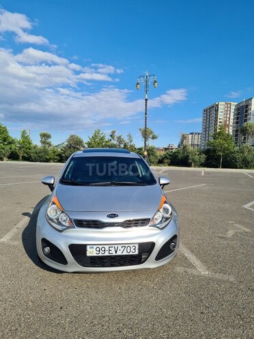 Kia Rio-1