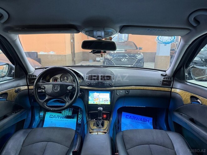 Mercedes E 220-4