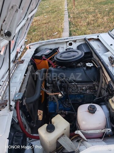 LADA (VAZ) 2107-20