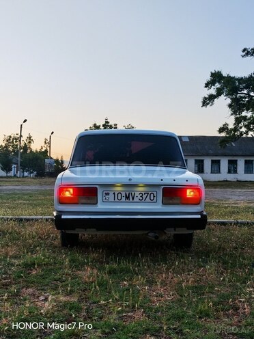 LADA (VAZ) 2107-4