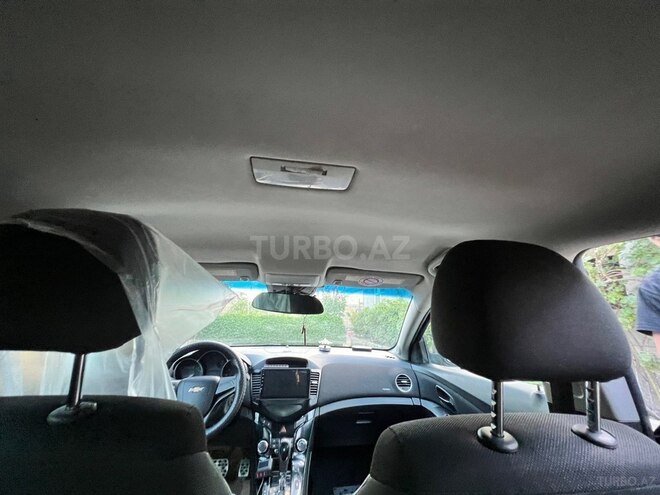 Chevrolet Cruze-9