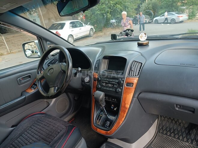 Lexus RX 300-5
