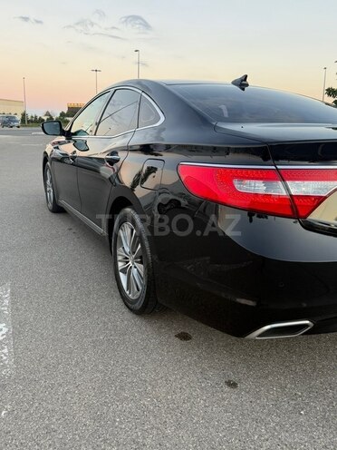 Hyundai Grandeur-5
