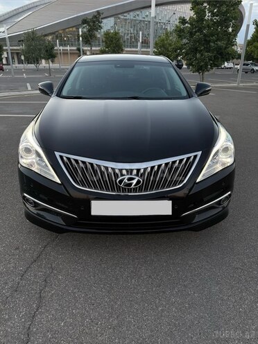 Hyundai Grandeur-1