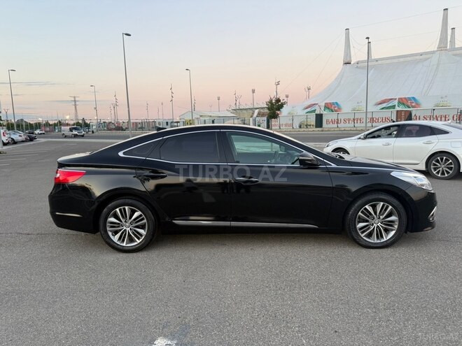 Hyundai Grandeur-8