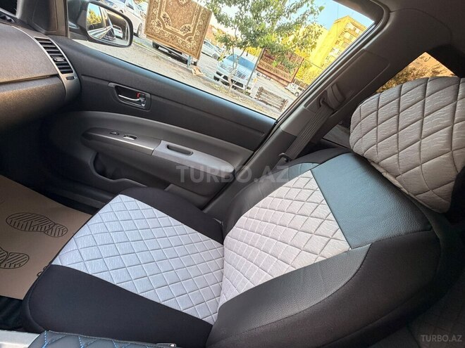 Toyota Prius-10
