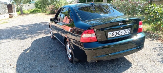 Opel Vectra-3