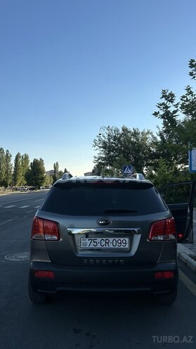 Kia Sorento-2