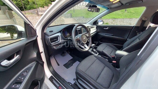 Kia Rio-8