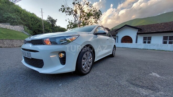 Kia Rio-19