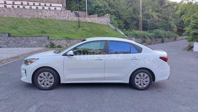 Kia Rio-3