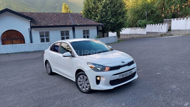 Kia Rio-18