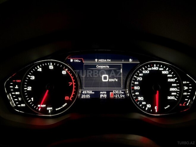 Audi A4-11