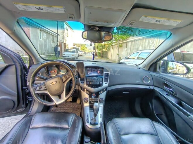 Chevrolet Cruze-5