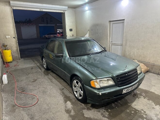 Mercedes C 180-7