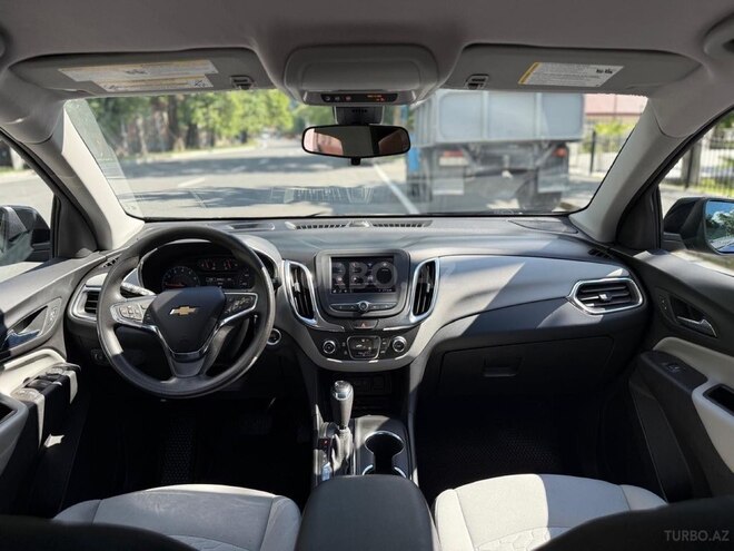 Chevrolet Equinox-7